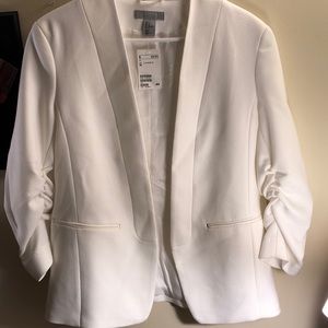 Size 14 White H&M blazer!
